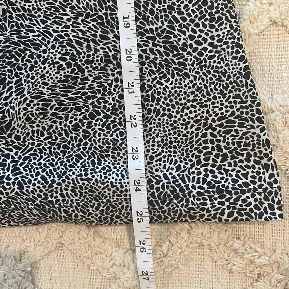 Lululemon Cool Racerback Nulu Tank black & white leopard *see description* - Picture 4 of 5